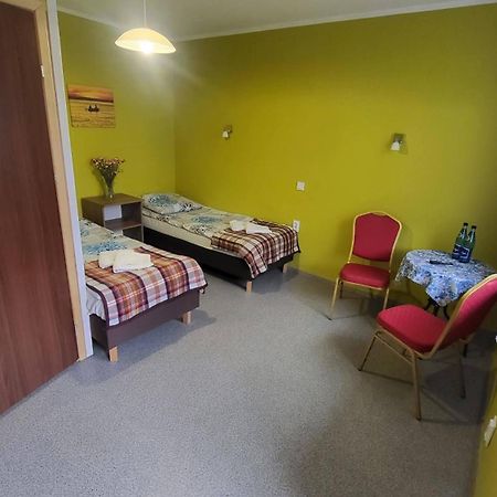 Arkadia Wypoczynek I Odstresowanie Hotel ยารอสวาเวียซ ภายนอก รูปภาพ
