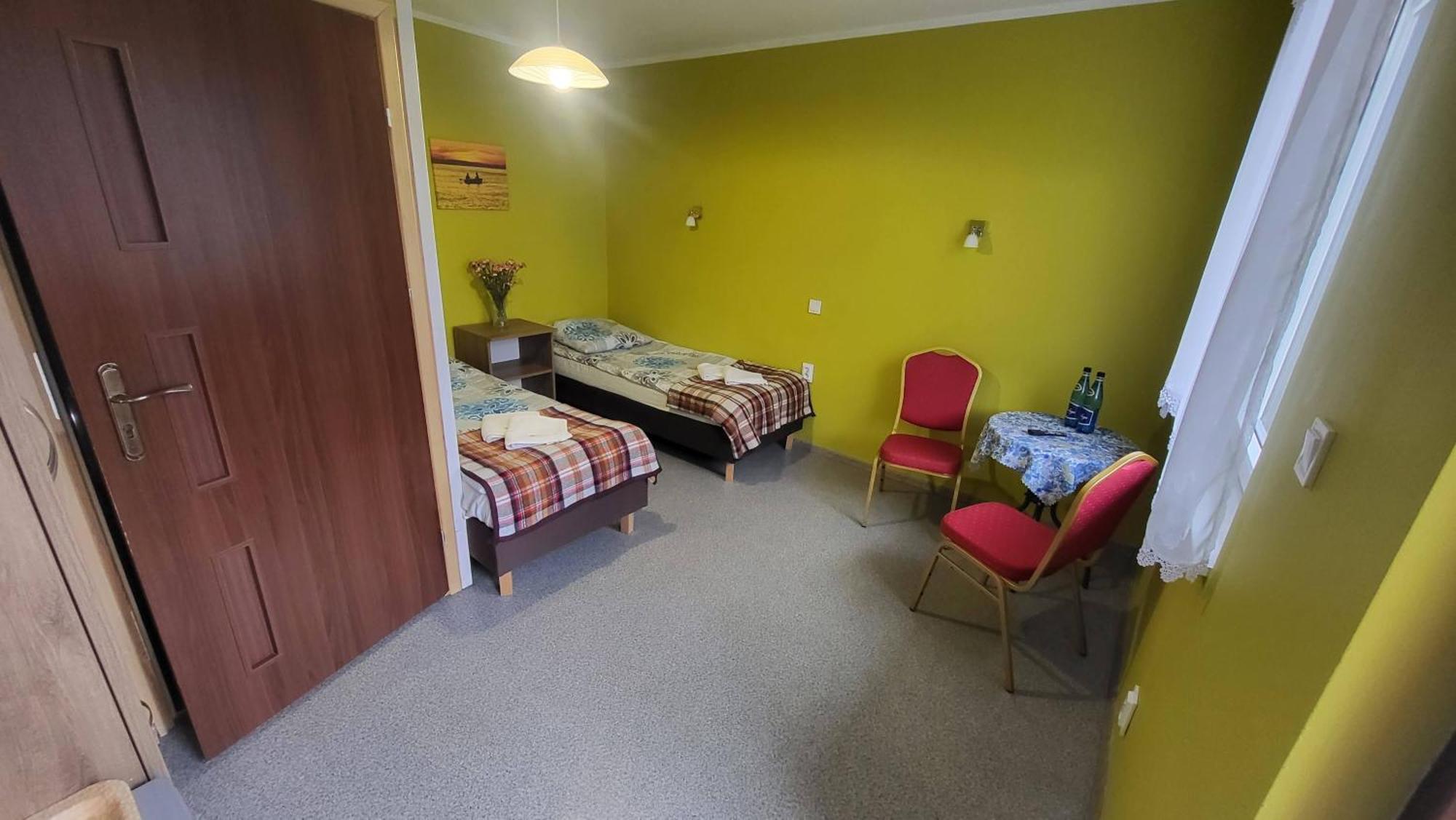 Arkadia Wypoczynek I Odstresowanie Hotel ยารอสวาเวียซ ภายนอก รูปภาพ